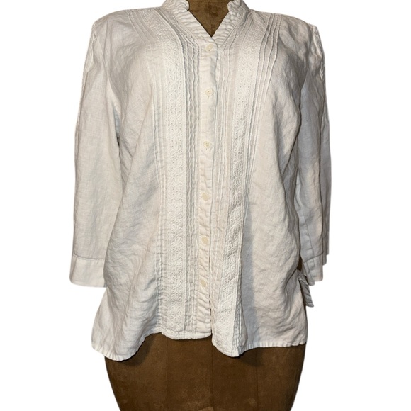 JM Collection White LINEN  Blouse w/ eyelet embroidery, button up long sleeve 14 - Picture 2 of 13